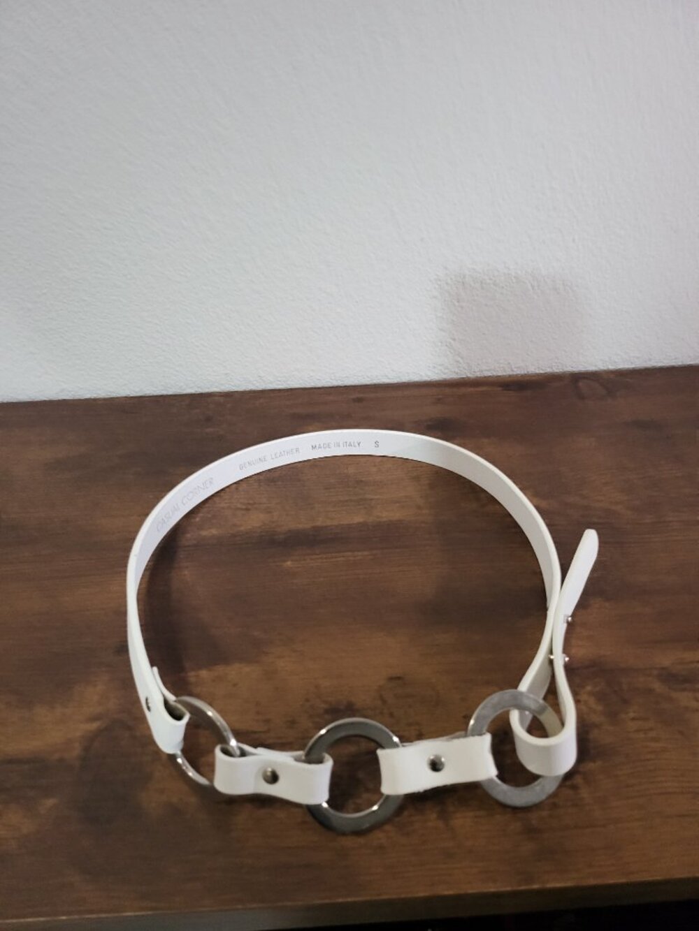 Vintage Casual Corner White Leather Belt Silver O-Ring Link Made in Italy S